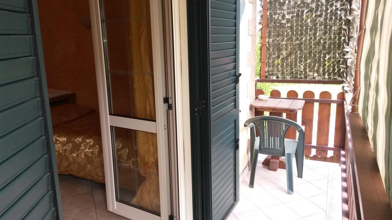 Bed and Breakfast Il Laghetto Castrovillari Exterior foto