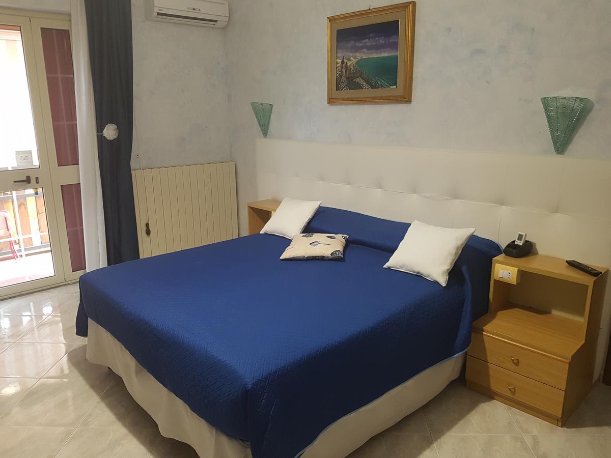Bed and Breakfast Il Laghetto Castrovillari Exterior foto